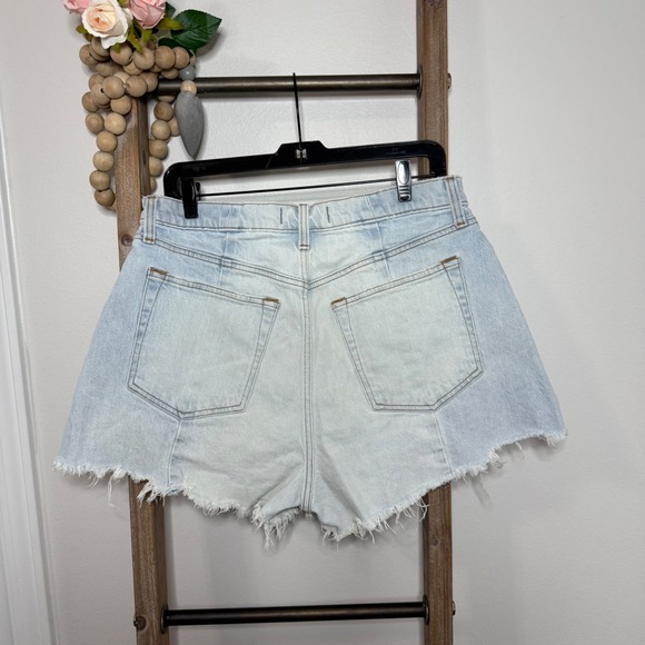 Abercrombie and Fitch Cutoff Shorts High Rise Curve Love Size 30 Waist - Picture 4 of 9